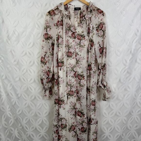 VICI x FATE Exclusive Countryside Floral Tiered Maxi Dress with Slip Size L NWT - Picture 10 of 13
